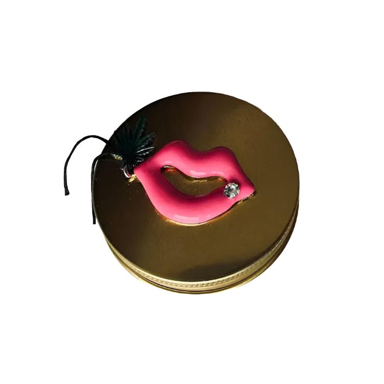 Lips Tin